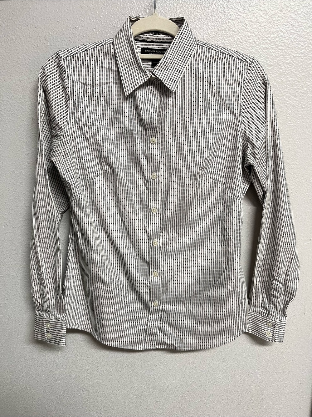 Banana Republic Women’s Striped Button Down Non Iron